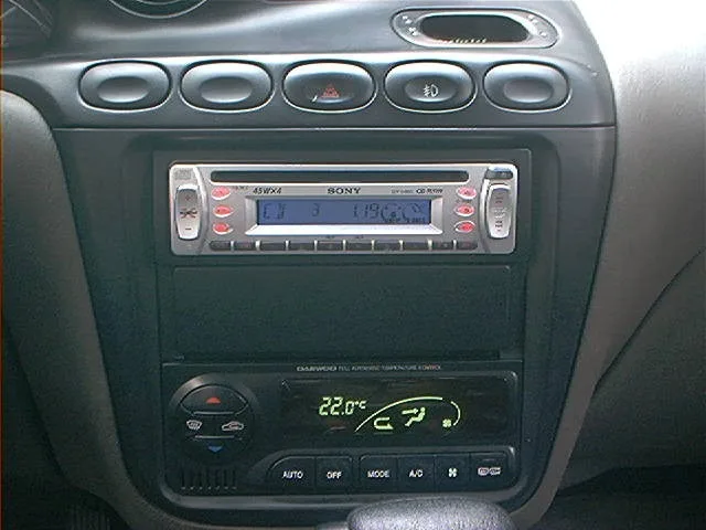 레간자 소니 CDX-L460X와 서랍장 장착모습 사진 1
