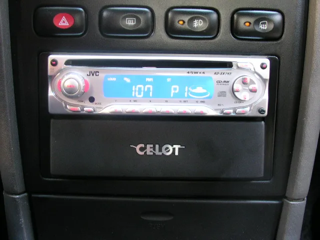 크레도스 JVC KD-SX745와 서랍장 장착모습