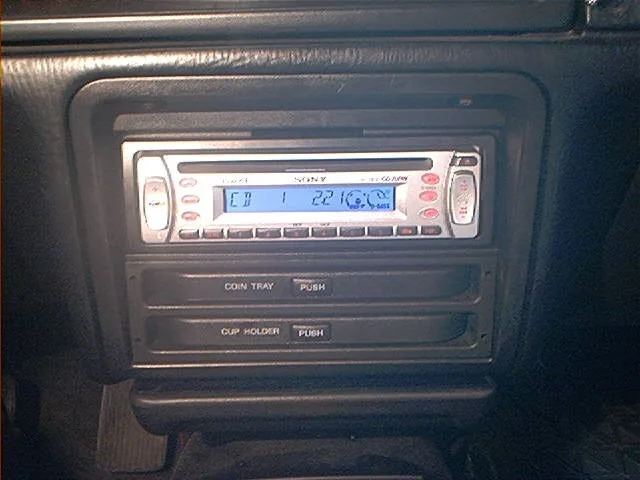 사브 머큐리 소니 CDX-L460X 장착모습