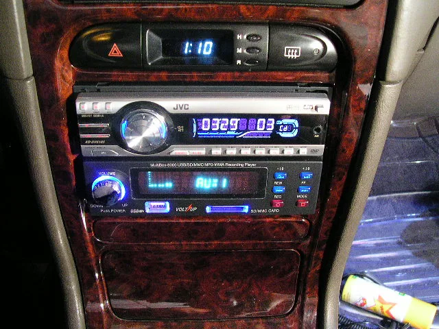 마르샤 JVC KD-DV6105와 볼트업 멀티플레이어 장착모습