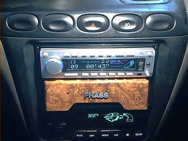 레간자 JVC KD-SH-77R과 서랍장 장착모습 사진 1