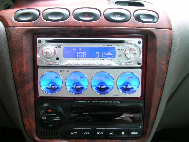 레간자 JVC-KD-SX745와 레벨메터 장착모습