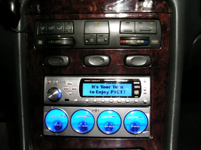 뉴그랜져 JVC KD-SH9105와 MGT레벨메터 장착모습