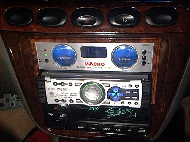 레간자 클라리온 DXZ925와 마크로 레벨메타 장착모습(CLOSE) 사진 1