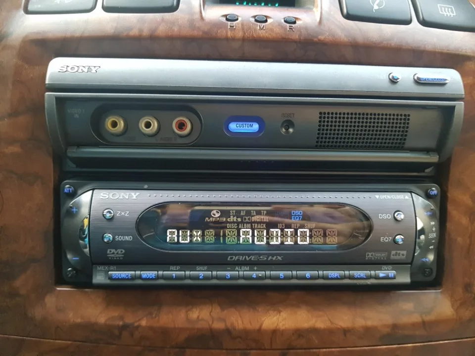SONY MEX-R1 모델 AUX 연결 문의드립니다.. 사진 1