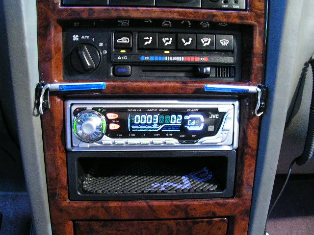 뉴코란도 KVC KD-G505 장착모습