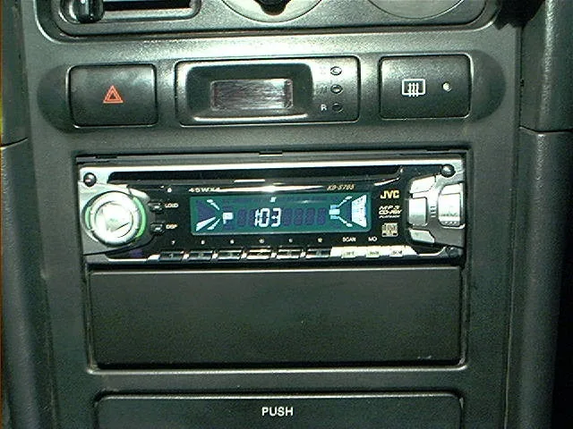 소나타2 JVC KD-S785와 서랍장 장착모습2