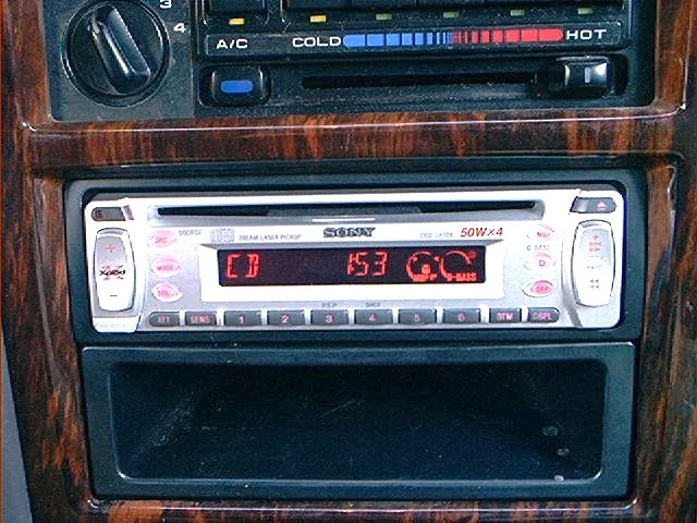 뉴코란도 소니 CDX-L470X 장착모습