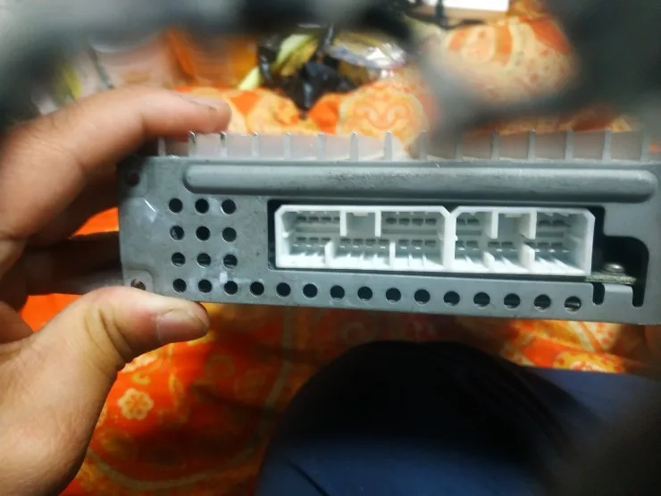 96370-3b200 순정앰프 배선도 문의입니다 사진 1