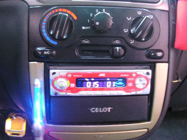 라노스 JVC KD-SC945와 서랍장 장착모습