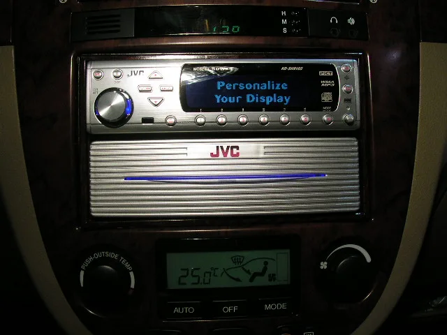 라세티 JVC KD-SH9105와 네온서랍장 장착모습 확대