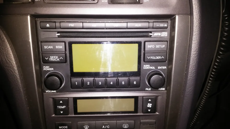 AUX 단자와 USB 단자연결 가능한지요? 사진 1