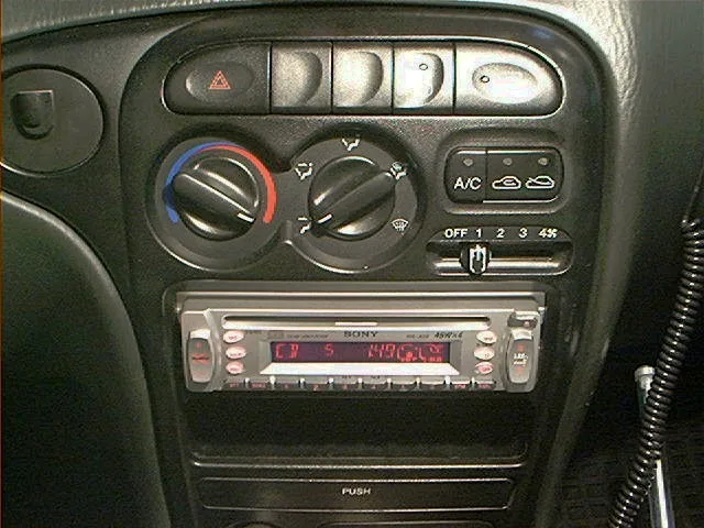 아반테 소니 CDX-L430X 장착모습