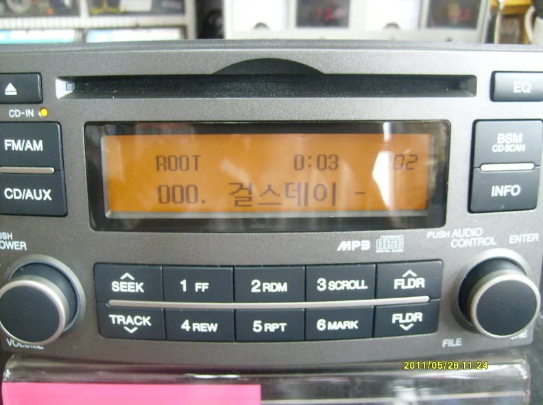 뉴카렌스 08년식 usb, aux 단자 생성 가능할까요? 사진 1