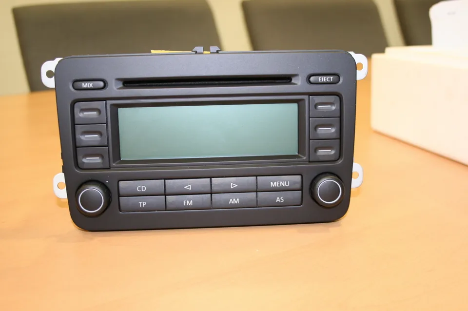 폭스바겐 RCD300오디오 개조 답변 사진 1