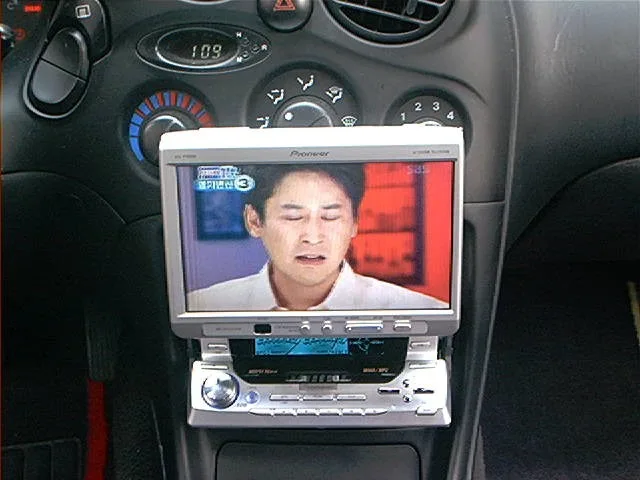 터블런스 파이오니아 DEH-P8450MP와 AVX-P7800W 장착모습(OPEN)